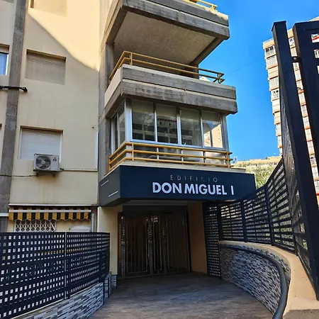 Full Sea View شقة *