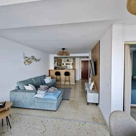 Full Sea View Апартаменты *