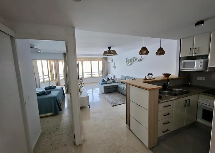 Full Sea View Апартаменты *